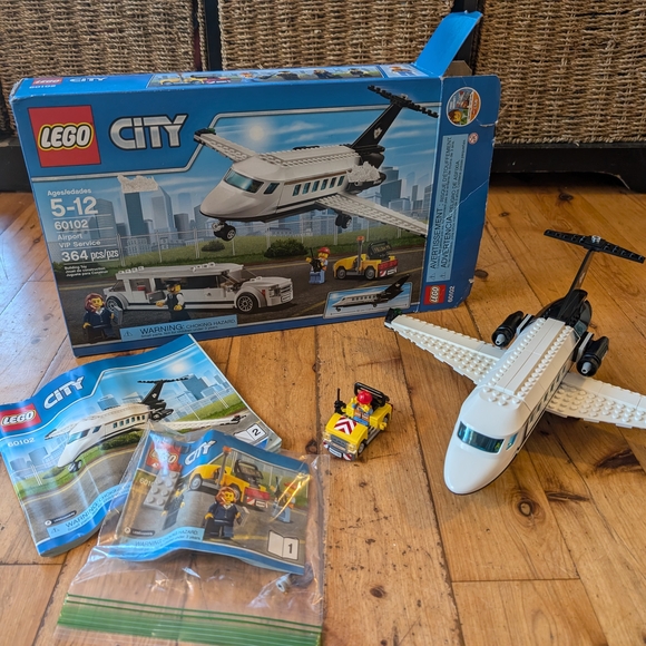 LEGO 60102 City Airport Passenger Plane Set - White and Black Building Set - Picture 1 of 6